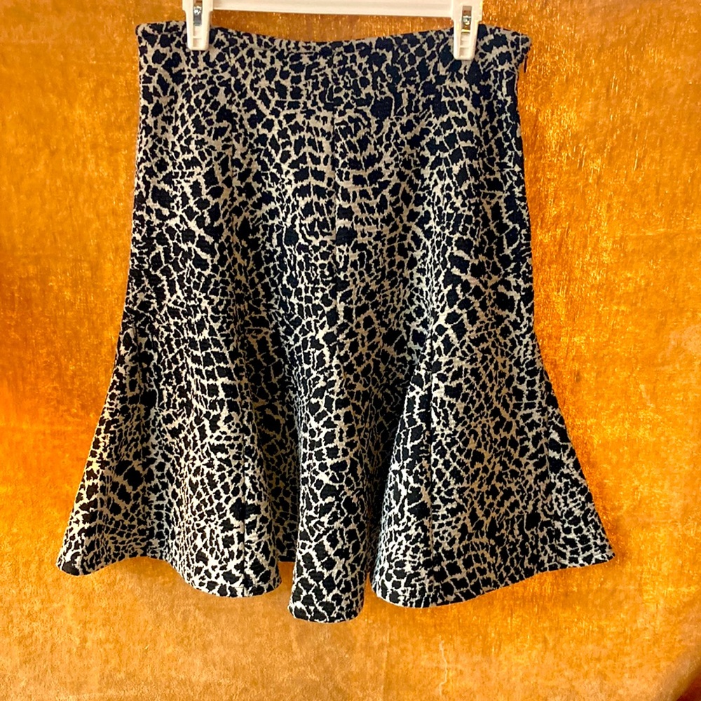 Susan Bristol Black/Cream Print Flare Skirt